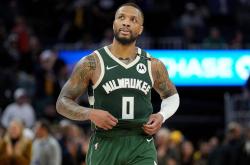 开云官方app入口-雄鹿吞下连败苦果：后卫表现低迷