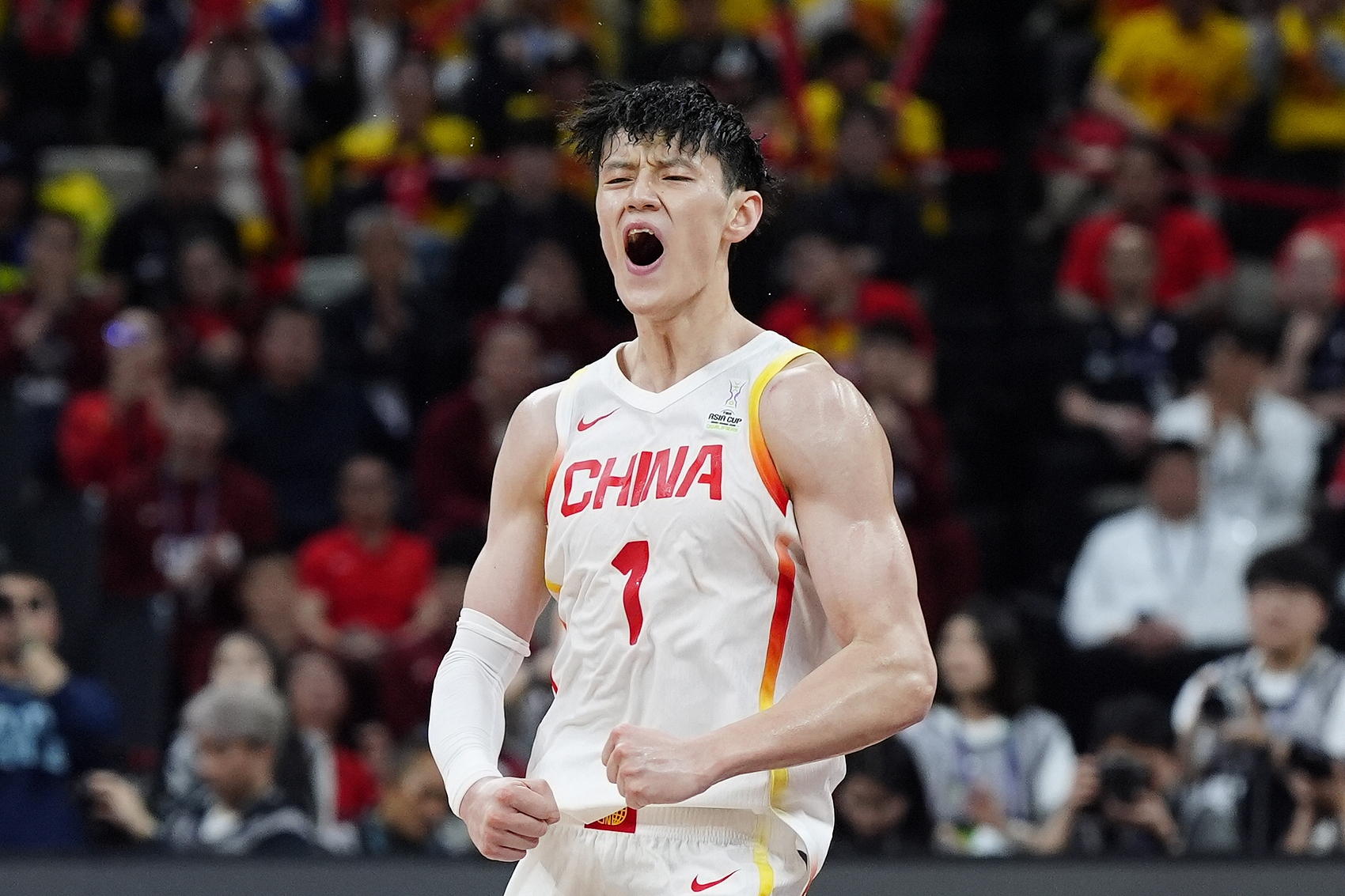 中国男篮再次晋级国际比赛，冲击冠军