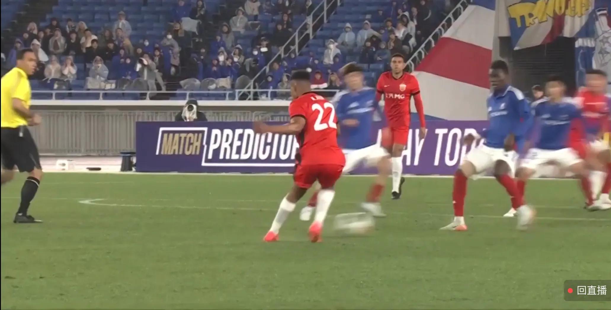 阿拉维斯以一球之差击败对手