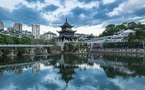 关于贵阳遵义兴城主场战平广州富力，不败保持的信息