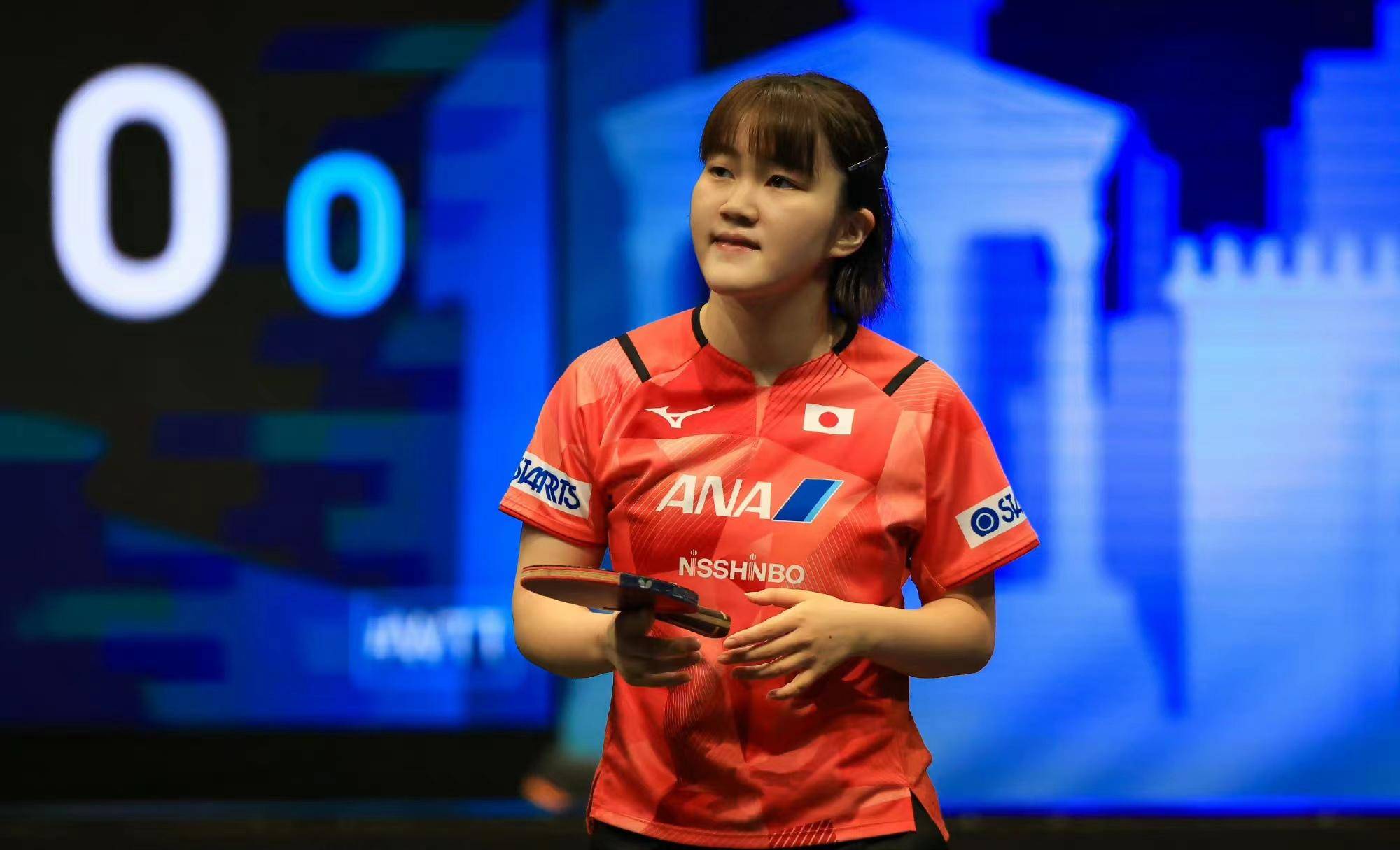 赛场上的新星女队队员斩获三球成焦点的简单介绍 赛场上的新星女队队员斩获三球成焦点的简单介绍