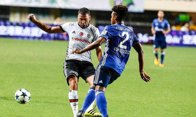 沙尔克客场不敌不伦瑞克，连续遭遇败仗的简单介绍