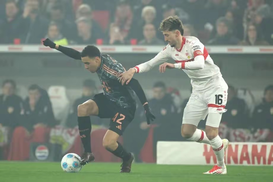 施图加特客场小胜弗伦茨堡，展现稳定实力的简单介绍