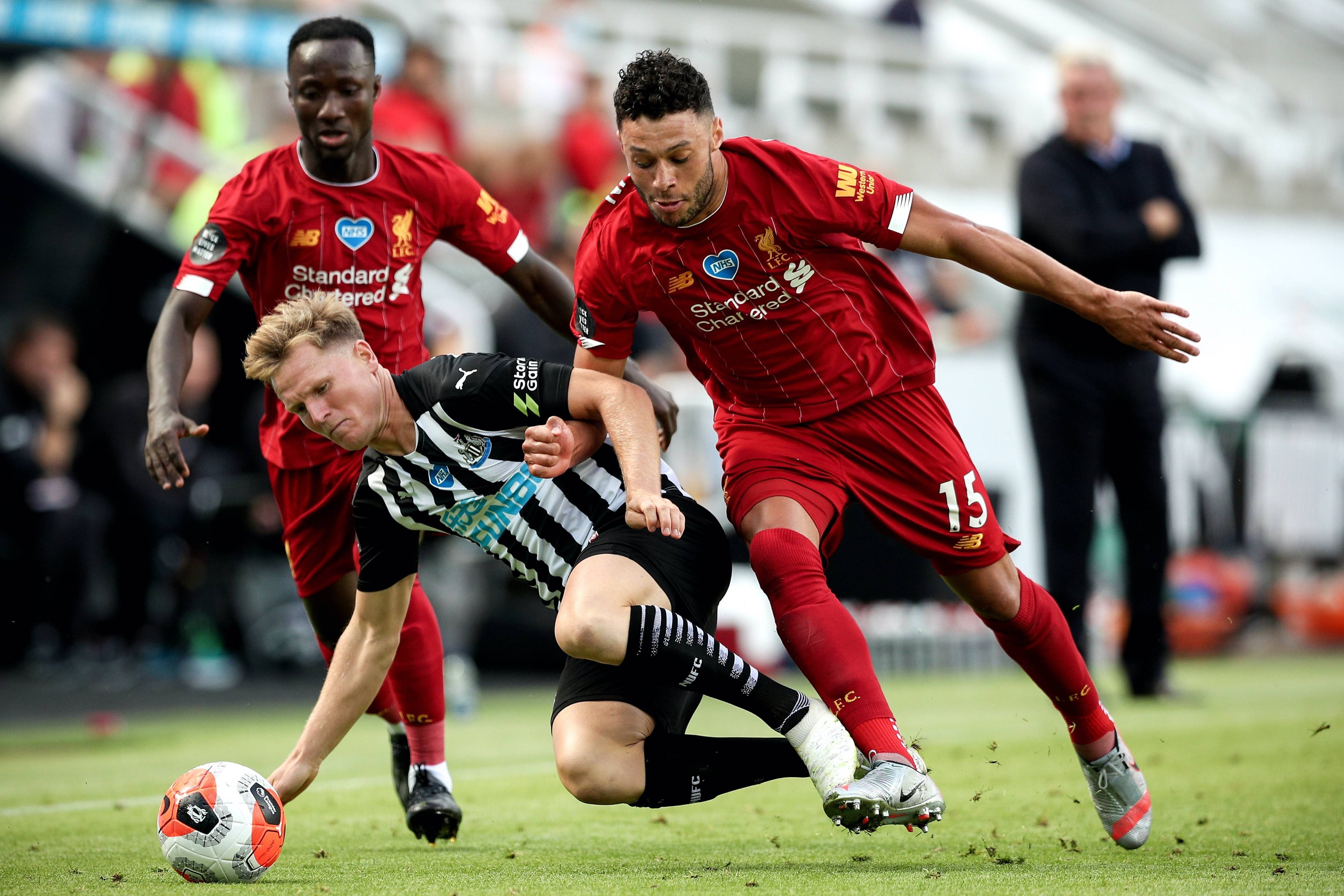 包含利物浦客场逆袭，连胜再添一战的词条