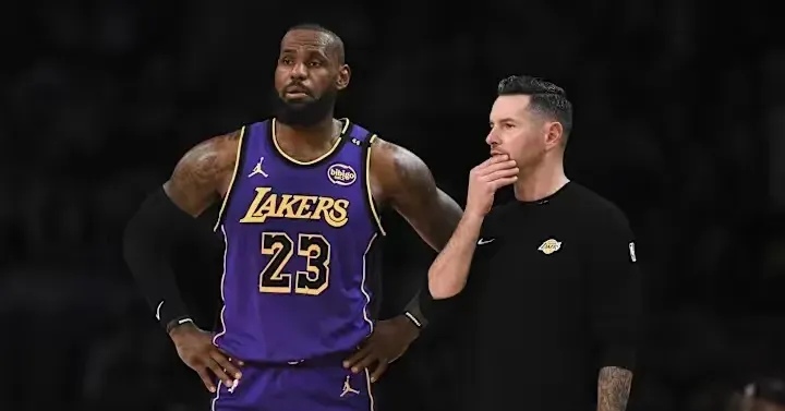 火箭主场惜败湖人,遭遇破门之战 火箭主场惜败湖人,遭遇破门之战