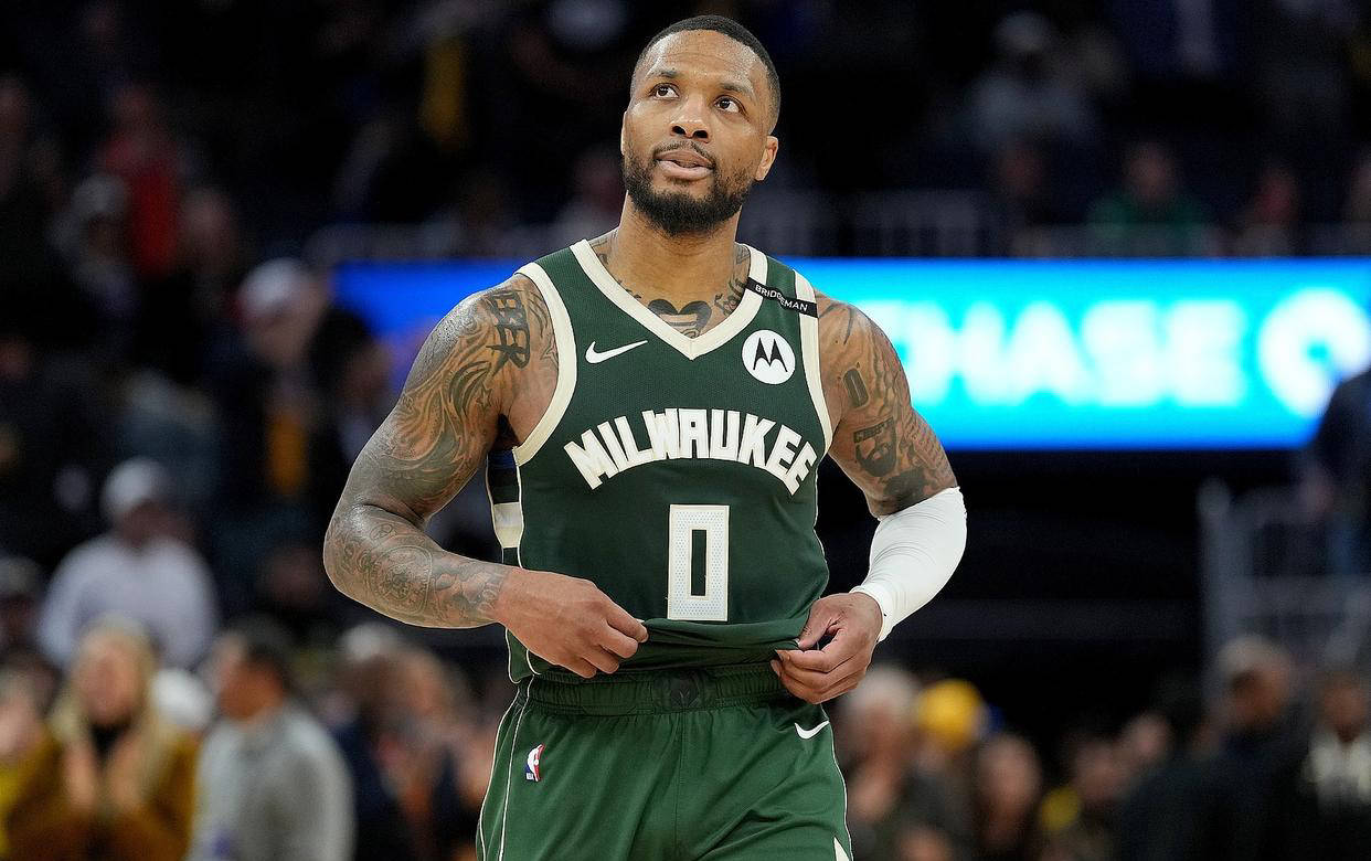 雄鹿吞下连败苦果：后卫表现低迷