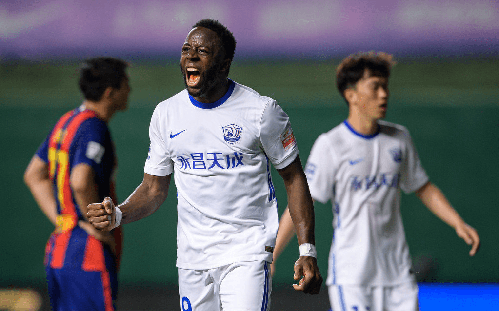 雄狮客场击败爵士,壮志凌云 雄狮客场击败爵士,壮志凌云