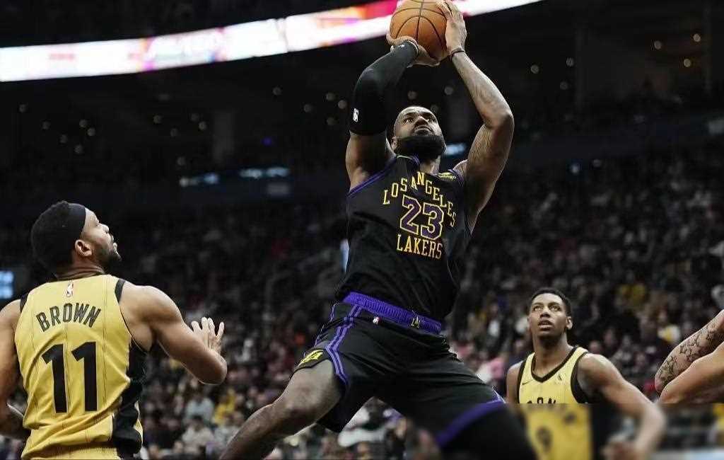 猛龙负于湖人，四连胜告终